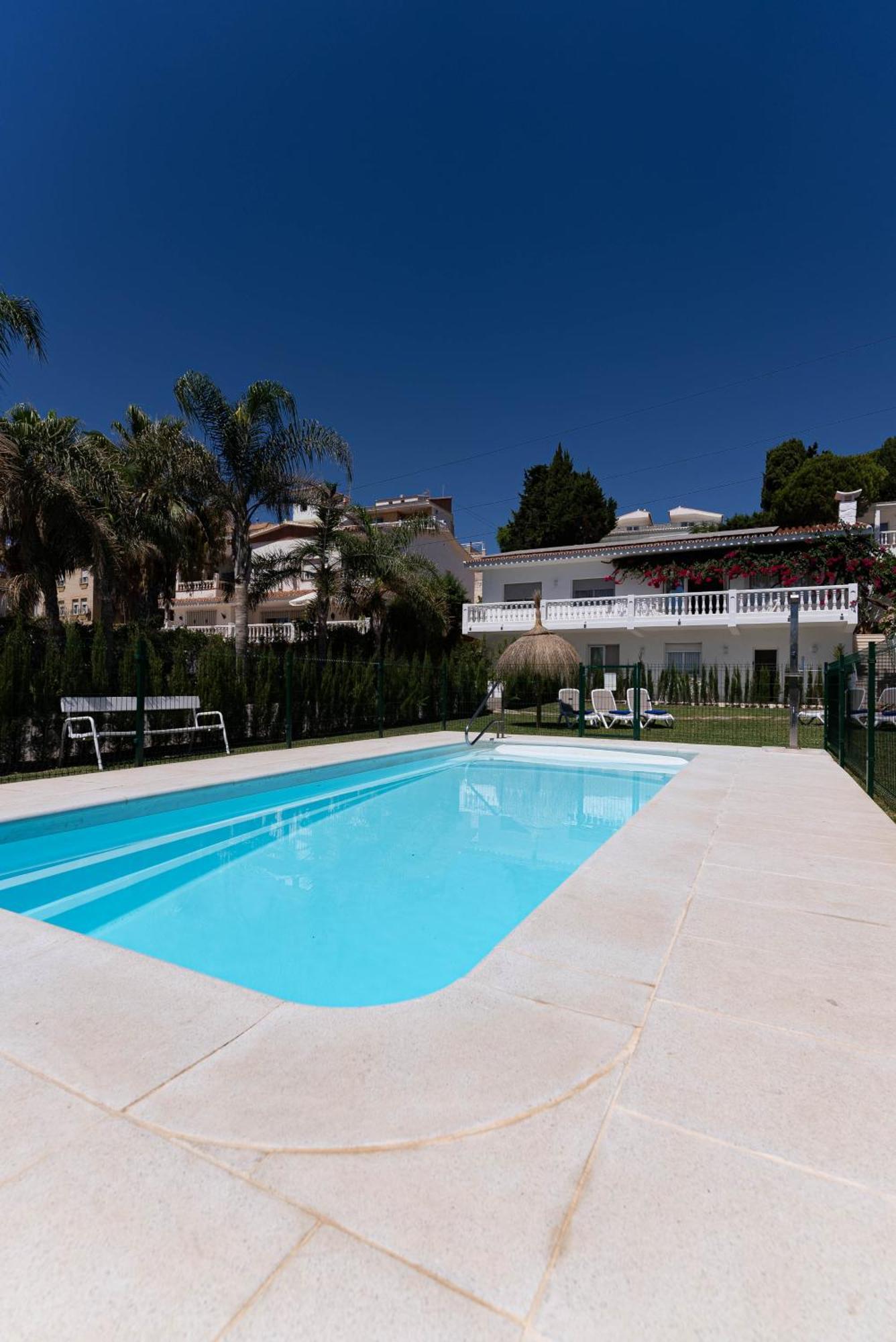 Angeles Beach I By Ele Apartments Velez-Malaga Bagian luar foto